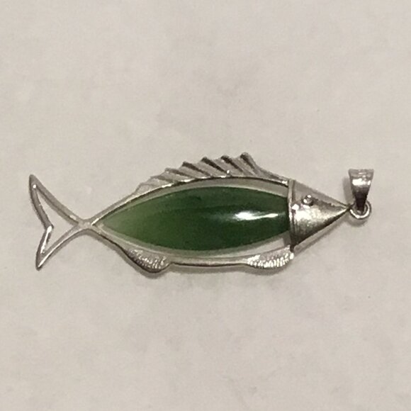 Very lovely sterling silver & jade fish pendant - Picture 4 of 6